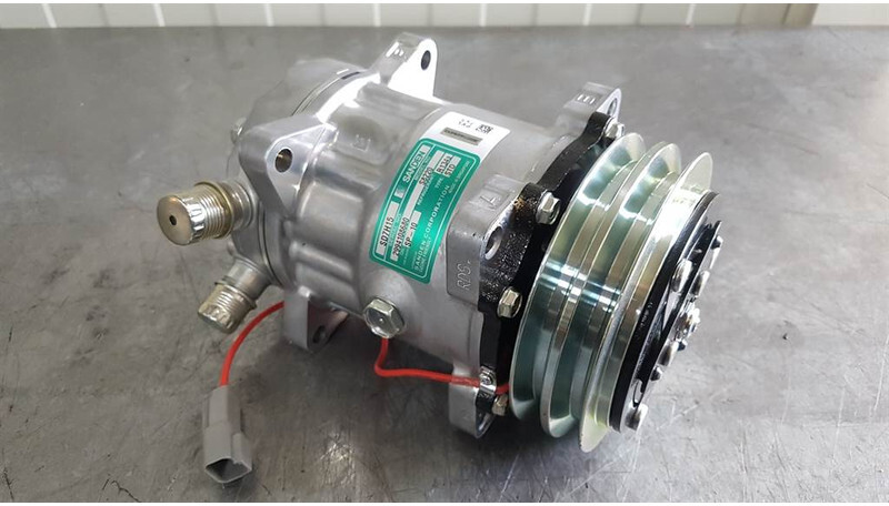 SANDEN SD7H15-S8220-Compressor/Kompressor/Aircopom - מדחס מזגן עבור מכונת בנייה: תמונה 1 SANDEN SD7H15-S8220-Compressor/Kompressor/Aircopom - מדחס מזגן עבור מכונת בנייה: תמונה 1
