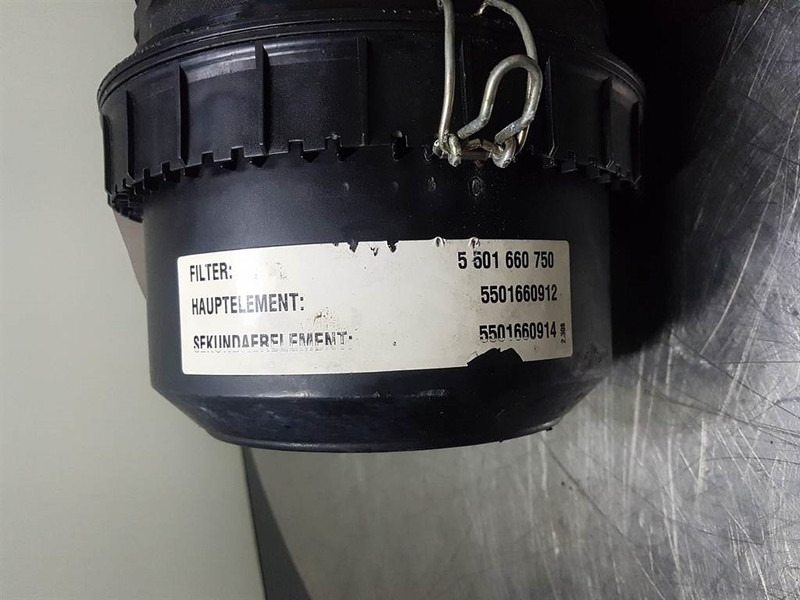 Schaeff SKL844-5501660750-Air filter/Luftfilter - מנוע עבור מכונת בנייה: תמונה 4 Schaeff SKL844-5501660750-Air filter/Luftfilter - מנוע עבור מכונת בנייה: תמונה 4