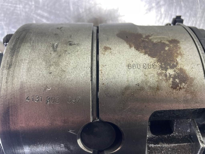 Schaeff SKL853-ZF AP-R735/P4-4131303097-Differential - סרן וחלקים עבור מכונת בנייה: תמונה 4 Schaeff SKL853-ZF AP-R735/P4-4131303097-Differential - סרן וחלקים עבור מכונת בנייה: תמונה 4
