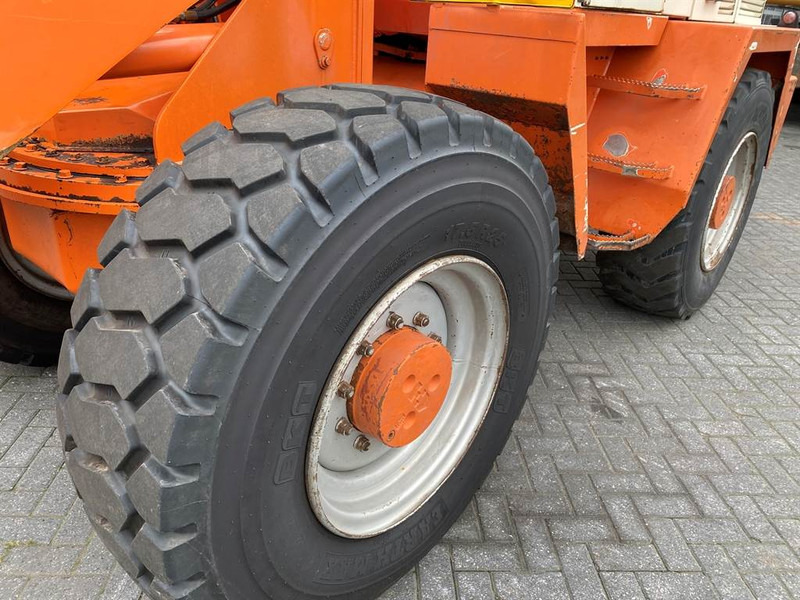 מעמיס גלגלים Schaeff SKS 661: תמונה 12