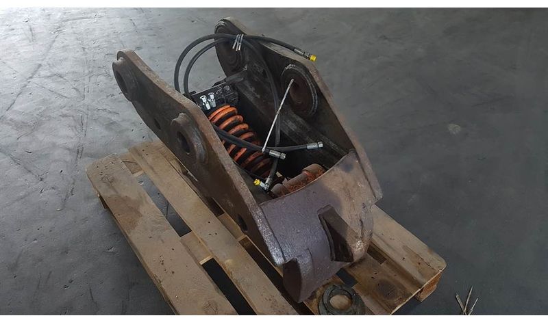 TEFRA R906 / 20T - Liebherr - Quick coupler - מצמד מהיר: תמונה 2 TEFRA R906 / 20T - Liebherr - Quick coupler - מצמד מהיר: תמונה 2