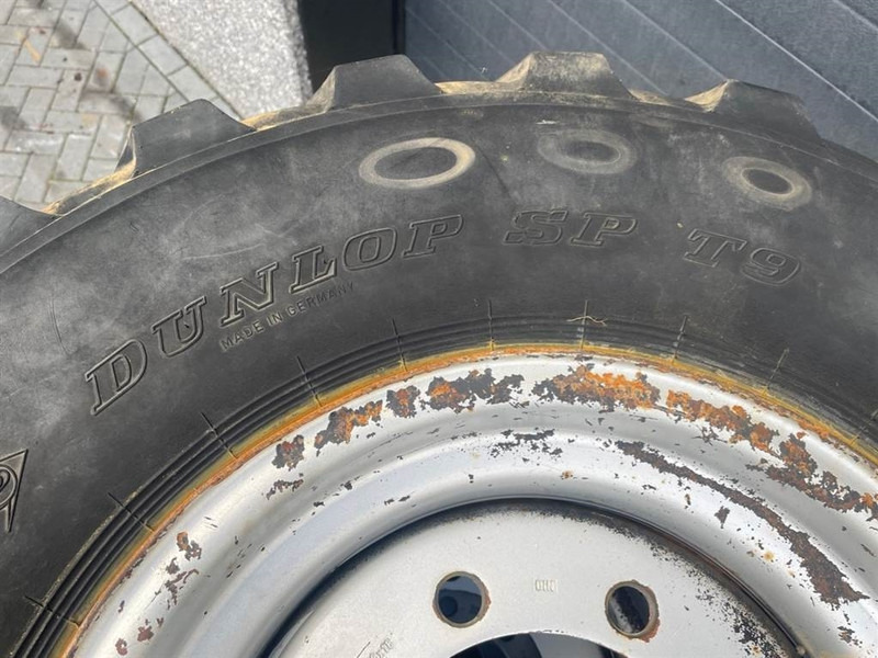 Terex AL80-Dunlop 405/70R18 (15.5/70R18)-Tire/Reifen - גלגלים וצמיגים עבור מכונת בנייה: תמונה 5 Terex AL80-Dunlop 405/70R18 (15.5/70R18)-Tire/Reifen - גלגלים וצמיגים עבור מכונת בנייה: תמונה 5