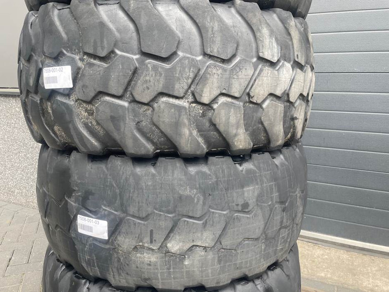 Terex TL120-Barkley 405/70R20-Tire/Reifen/Band - גלגלים וצמיגים עבור מכונת בנייה: תמונה 4 Terex TL120-Barkley 405/70R20-Tire/Reifen/Band - גלגלים וצמיגים עבור מכונת בנייה: תמונה 4