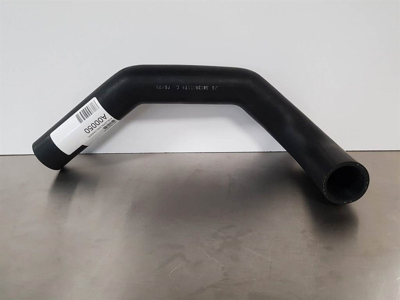 Terex TL120 - Hose / Schlauch / Slang - מנוע וחלקים עבור מכונת בנייה: תמונה 3 Terex TL120 - Hose / Schlauch / Slang - מנוע וחלקים עבור מכונת בנייה: תמונה 3