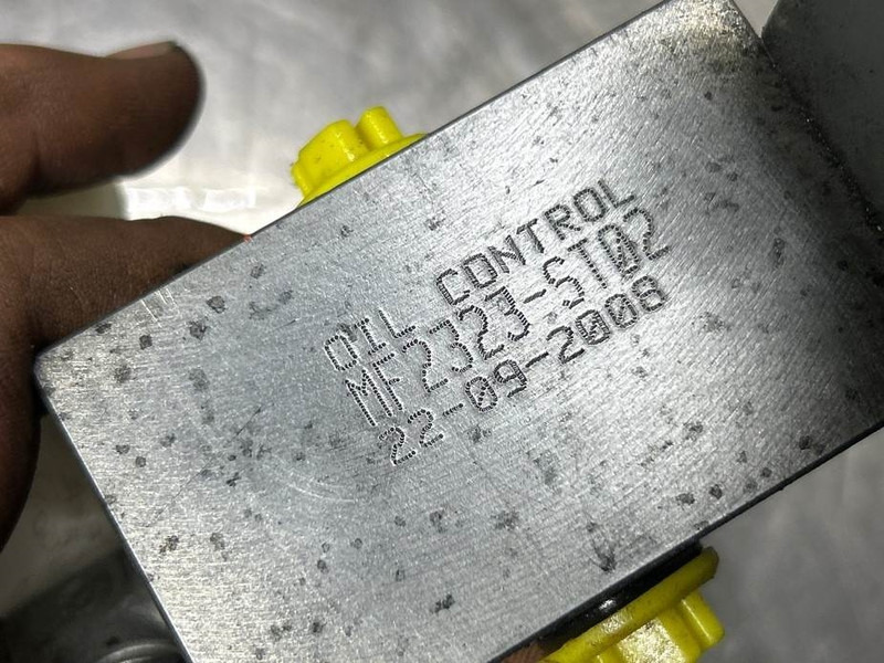 חלקי הידרוליקה עבור מכונת בנייה Terex TW150-Oil Control MF2323-ST02-Valve/Ventil: תמונה 7 חלקי הידרוליקה עבור מכונת בנייה Terex TW150-Oil Control MF2323-ST02-Valve/Ventil: תמונה 7