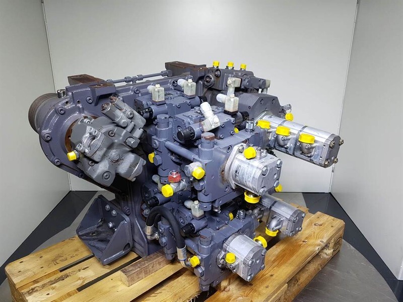 Vögele SUPER 1600/1603/1800/1803- 2031320 -Transmission - תיבת הילוכים וחלקים עבור מכונת בנייה: תמונה 2 Vögele SUPER 1600/1603/1800/1803- 2031320 -Transmission - תיבת הילוכים וחלקים עבור מכונת בנייה: תמונה 2