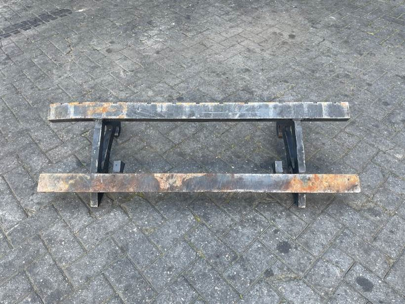 Volvo L28/L30/L35 - Forks/Palletgabeln/Palletvorken - מזלגות עבור מכונת בנייה: תמונה 3 Volvo L28/L30/L35 - Forks/Palletgabeln/Palletvorken - מזלגות עבור מכונת בנייה: תמונה 3