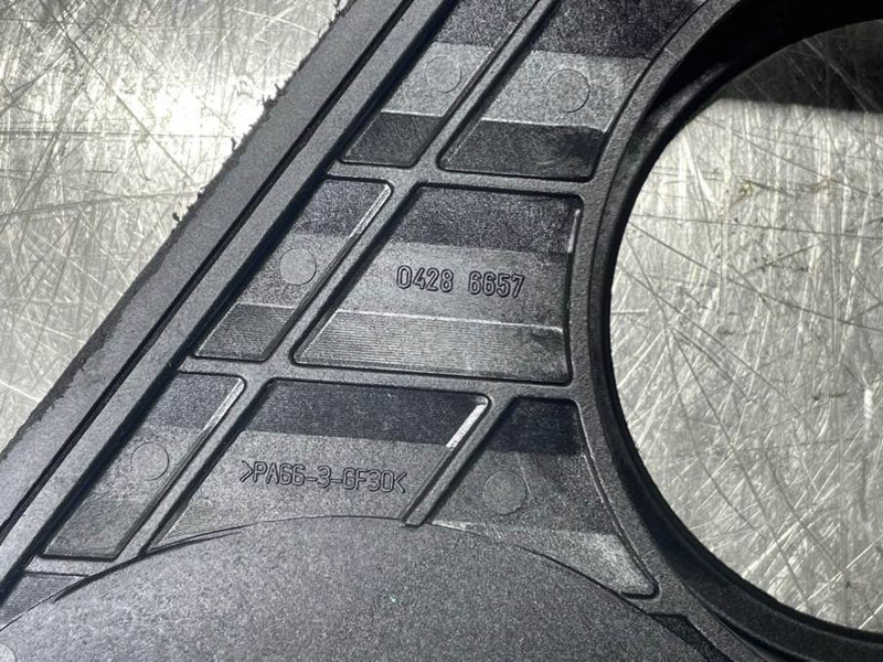 Volvo L30B-Deutz TD2011L04I-04286657-Zahnriemenabdeckung - מנוע עבור מכונת בנייה: תמונה 3 Volvo L30B-Deutz TD2011L04I-04286657-Zahnriemenabdeckung - מנוע עבור מכונת בנייה: תמונה 3