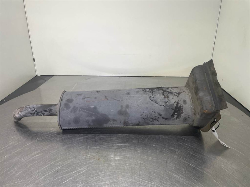 Volvo L30B-ZM2810936/ZM2878810-Exhaust/Auspuff/Uitlaat - מנוע עבור מכונת בנייה: תמונה 3 Volvo L30B-ZM2810936/ZM2878810-Exhaust/Auspuff/Uitlaat - מנוע עבור מכונת בנייה: תמונה 3