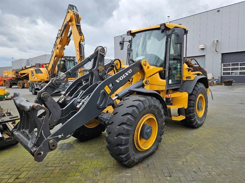 Volvo L50G - (For parts) - מעמיס גלגלים: תמונה 1 Volvo L50G - (For parts) - מעמיס גלגלים: תמונה 1
