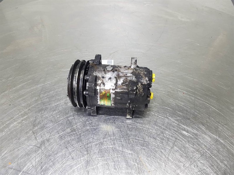 Volvo -Sanden SD7H15-Compressor/Kompressor/Aircopomp - מדחס מזגן עבור מכונת בנייה: תמונה 2 Volvo -Sanden SD7H15-Compressor/Kompressor/Aircopomp - מדחס מזגן עבור מכונת בנייה: תמונה 2