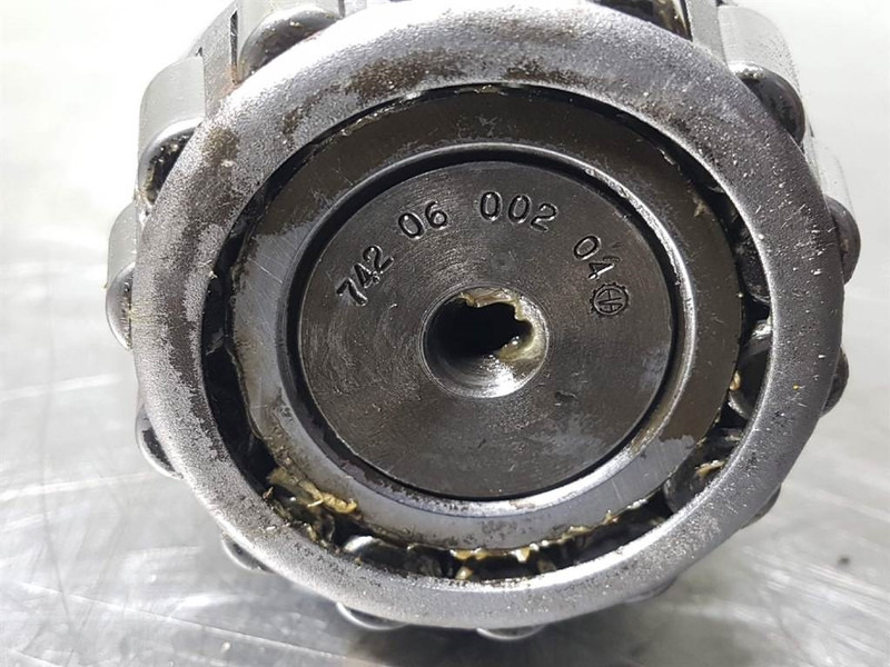 Zettelmeyer ZL1001-7420600204-Joint shaft/Steckwelle/Steekas - סרן וחלקים עבור מכונת בנייה: תמונה 4 Zettelmeyer ZL1001-7420600204-Joint shaft/Steckwelle/Steekas - סרן וחלקים עבור מכונת בנייה: תמונה 4