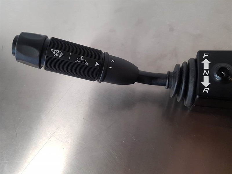 Zettelmeyer ZL602-ZM2904234-Steer col switch/Lenkstockschalter - מתג עמוד היגוי עבור מכונת בנייה: תמונה 3 Zettelmeyer ZL602-ZM2904234-Steer col switch/Lenkstockschalter - מתג עמוד היגוי עבור מכונת בנייה: תמונה 3
