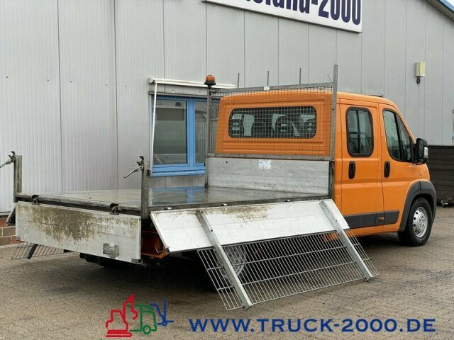Fiat Ducato 3-Seitenkipper Maxi 7 Sitze AHK - כלי רכב מסחרי מזהיר: תמונה 3 Fiat Ducato 3-Seitenkipper Maxi 7 Sitze AHK - כלי רכב מסחרי מזהיר: תמונה 3