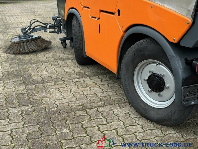 Hako Citymaster 2000 Sweeper 4 Radlenk. nur 4138 Std. - מטאטא כבישים: תמונה 2 Hako Citymaster 2000 Sweeper 4 Radlenk. nur 4138 Std. - מטאטא כבישים: תמונה 2