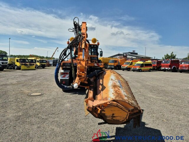 הַחכָּרָה JCB Fastrac inklusive 4x4 Mulag Front + Heck Mäher JCB Fastrac inklusive 4x4 Mulag Front + Heck Mäher: תמונה 7