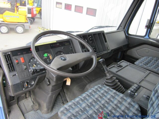 Mercedes-Benz 1831 4x4 Menzi Muck Baum Stubben - Wurzelfräse - מכונת בנייה: תמונה 3 Mercedes-Benz 1831 4x4 Menzi Muck Baum Stubben - Wurzelfräse - מכונת בנייה: תמונה 3