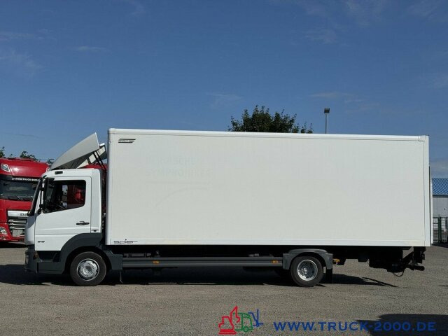 Mercedes-Benz Atego 818 Lang Koffer Ladebordwand BÄR 1.000kg - כלי רכב מסחרי עם תיבה: תמונה 2 Mercedes-Benz Atego 818 Lang Koffer Ladebordwand BÄR 1.000kg - כלי רכב מסחרי עם תיבה: תמונה 2