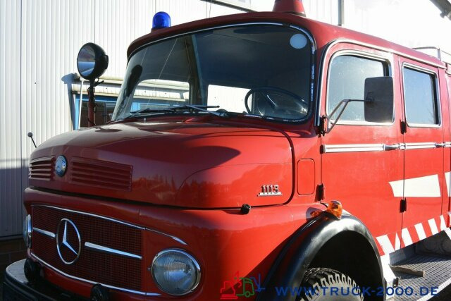 Mercedes-Benz LAF 1113 Metz Feuerwehr TLF16 Pumpe+2400 l Tank - משאית תיבה: תמונה 3 Mercedes-Benz LAF 1113 Metz Feuerwehr TLF16 Pumpe+2400 l Tank - משאית תיבה: תמונה 3