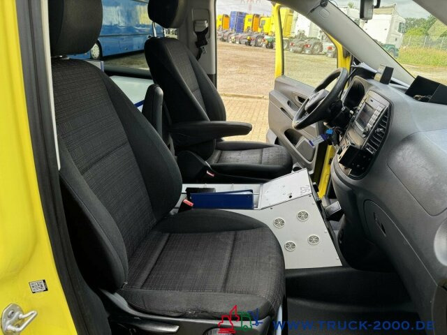 Mercedes-Benz Vito119 CDI 4x4 Notarzt Rettung Ambulance Klima - אמבולנס: תמונה 2 Mercedes-Benz Vito119 CDI 4x4 Notarzt Rettung Ambulance Klima - אמבולנס: תמונה 2