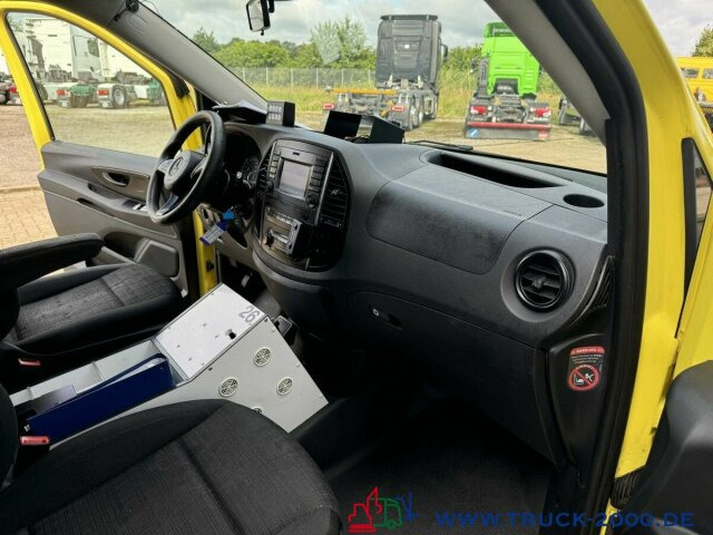 Mercedes-Benz Vito119 CDI 4x4 Notarzt Rettung Ambulance Klima - אמבולנס: תמונה 4 Mercedes-Benz Vito119 CDI 4x4 Notarzt Rettung Ambulance Klima - אמבולנס: תמונה 4