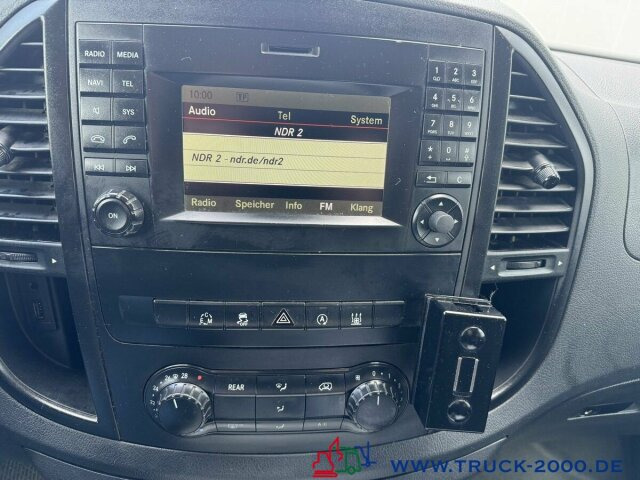 Mercedes-Benz Vito119 CDI 4x4 Notarzt Rettung Ambulance Klima - אמבולנס: תמונה 5 Mercedes-Benz Vito119 CDI 4x4 Notarzt Rettung Ambulance Klima - אמבולנס: תמונה 5