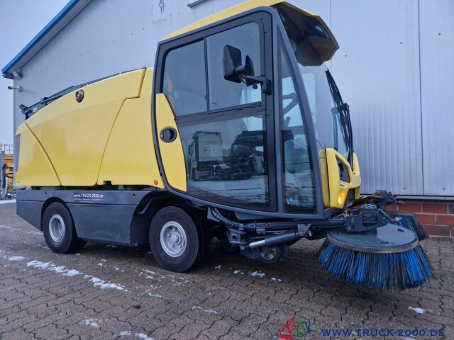 מטאטא כבישים Schmidt Johnston Bucher Sweeper CX 201 Kehren + Sprühen Klima: תמונה 6