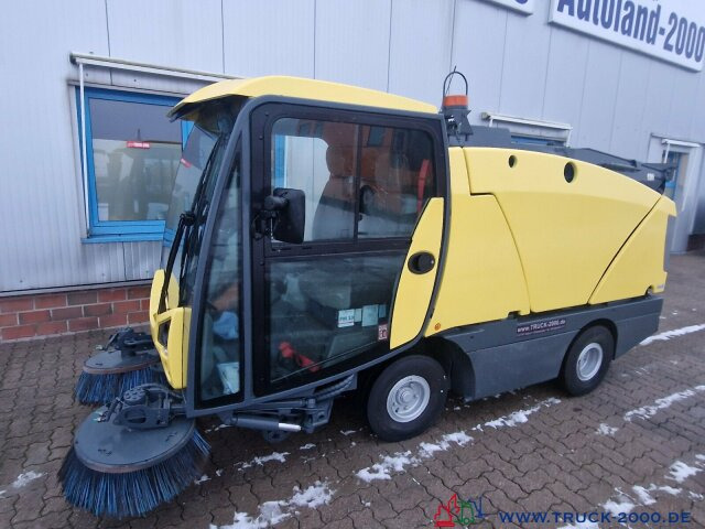 מטאטא כבישים Schmidt Johnston Bucher Sweeper CX 201 Kehren + Sprühen Klima: תמונה 9