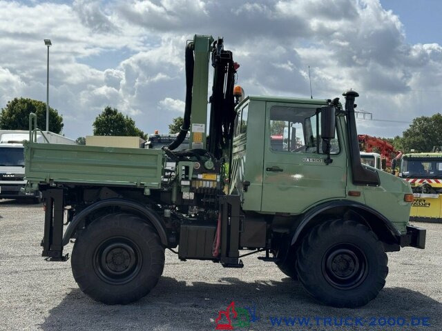 Unimog U 1400 Kran PK 7000B Kran 5+6 Steuerkreis + AHK - כלי רכב מסחרי: תמונה 4 Unimog U 1400 Kran PK 7000B Kran 5+6 Steuerkreis + AHK - כלי רכב מסחרי: תמונה 4