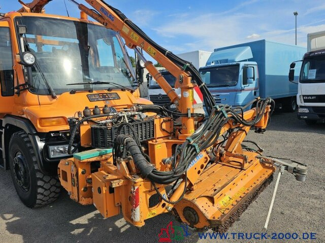 Unimog U 400 Vario Pilot Mähtür + Mulag Mähkombination - מזהיר: תמונה 5 Unimog U 400 Vario Pilot Mähtür + Mulag Mähkombination - מזהיר: תמונה 5