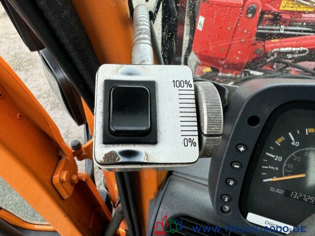 Unimog U 500 Vario Pilot EasyDrive Mähkombi Dücker MK25 - מזהיר: תמונה 5 Unimog U 500 Vario Pilot EasyDrive Mähkombi Dücker MK25 - מזהיר: תמונה 5