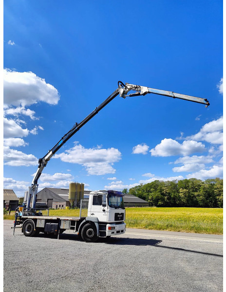 MAN 18.410 F2000 Cormach 22000 E4F + jib - משאית צד נופל/ שטוחה, משאית מנוף: תמונה 4 MAN 18.410 F2000 Cormach 22000 E4F + jib - משאית צד נופל/ שטוחה, משאית מנוף: תמונה 4