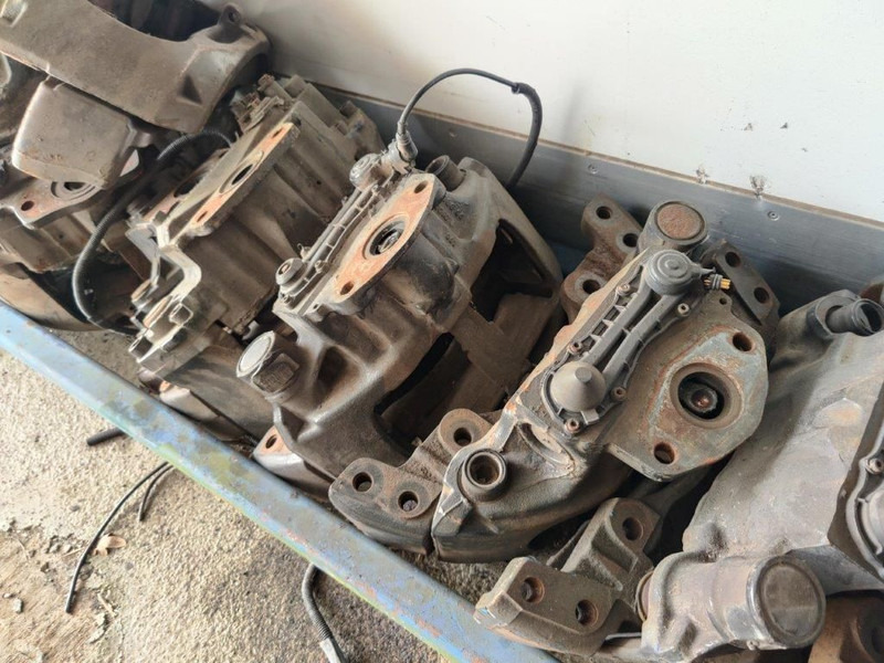 MAN Remklauwen / Brake calipers F2000 / TGA - מדד בלימה עבור משאית: תמונה 1 MAN Remklauwen / Brake calipers F2000 / TGA - מדד בלימה עבור משאית: תמונה 1