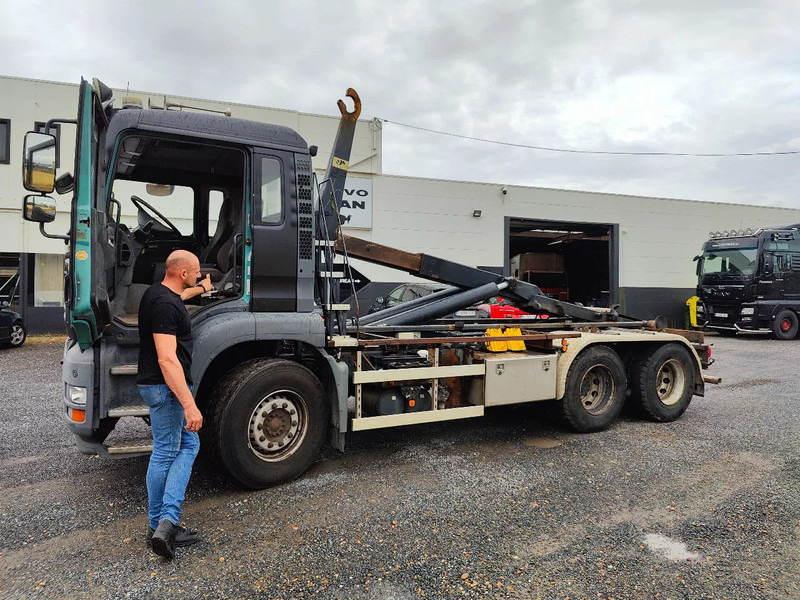 MAN TGA 26.350 6x4 Container AJK Euronorm 3 - משאית הרמת וו: תמונה 5 MAN TGA 26.350 6x4 Container AJK Euronorm 3 - משאית הרמת וו: תמונה 5