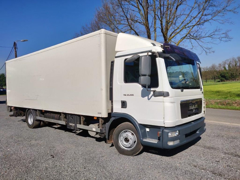 MAN TGL 12.220 TGL 12.220 bakwagen met laadklep euro5 - משאית תיבה: תמונה 2 MAN TGL 12.220 TGL 12.220 bakwagen met laadklep euro5 - משאית תיבה: תמונה 2
