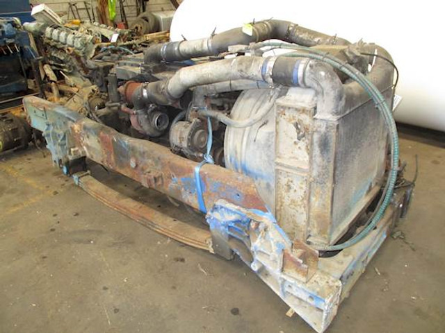 Cummins L10-325 - מנוע עבור משאית: תמונה 3 Cummins L10-325 - מנוע עבור משאית: תמונה 3