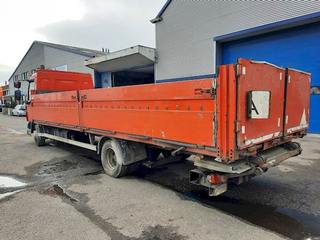 DAF LF45.220 - משאית צד נופל/ שטוחה: תמונה 4 DAF LF45.220 - משאית צד נופל/ שטוחה: תמונה 4
