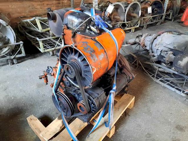 Deutz F2L912 - מנוע: תמונה 1 Deutz F2L912 - מנוע: תמונה 1