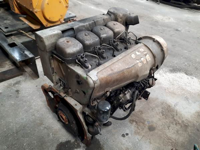 Deutz F4L912 - מנוע: תמונה 1 Deutz F4L912 - מנוע: תמונה 1