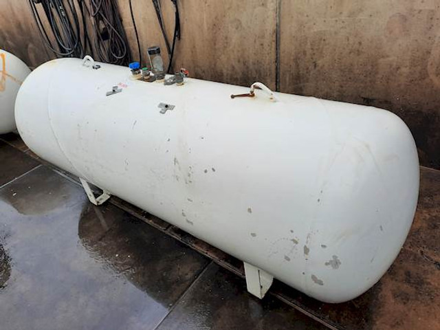 LPG / GAS GASTANK 2280 LITER (1000 KG) - מכל אחסון: תמונה 4 LPG / GAS GASTANK 2280 LITER (1000 KG) - מכל אחסון: תמונה 4