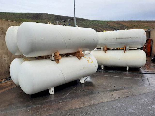 LPG / GAS GASTANK 2280 LITER (1000 KG) - מכל אחסון: תמונה 1 LPG / GAS GASTANK 2280 LITER (1000 KG) - מכל אחסון: תמונה 1