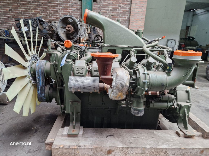 MTU (MERCEDES-BENZ) 12V 2000 - מנוע: תמונה 1 MTU (MERCEDES-BENZ) 12V 2000 - מנוע: תמונה 1