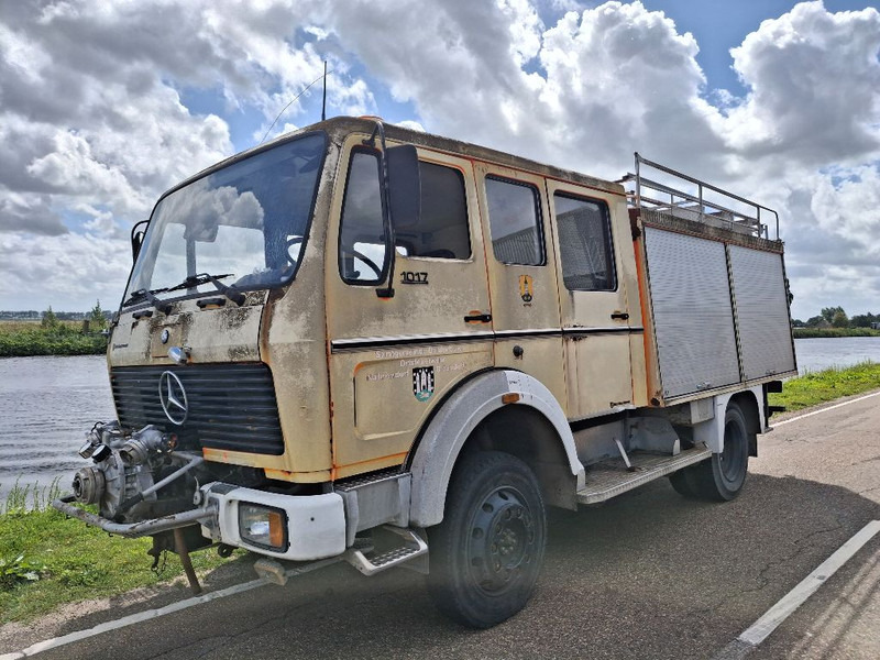 Mercedes-Benz 1017 - משאית אש: תמונה 1 Mercedes-Benz 1017 - משאית אש: תמונה 1