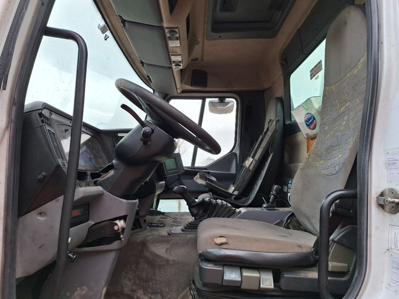 Renault PREMIUM 270 GAS / LPG - משאית מכל: תמונה 5 Renault PREMIUM 270 GAS / LPG - משאית מכל: תמונה 5