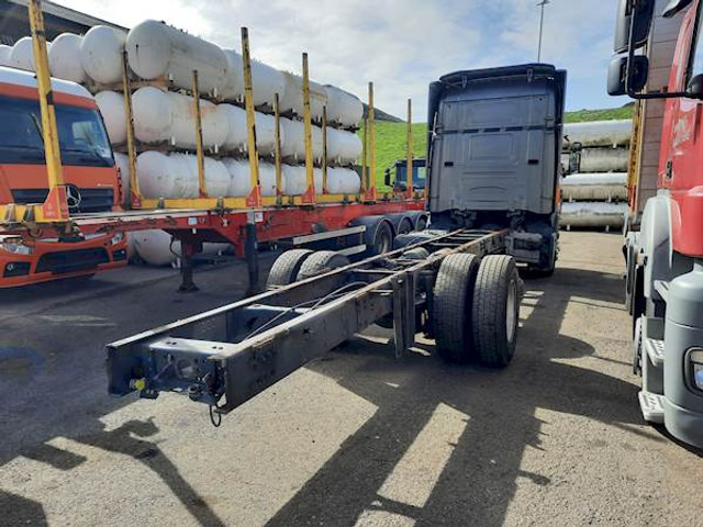 Scania R 114 LB 380 - משאית עם שלדת תא: תמונה 3 Scania R 114 LB 380 - משאית עם שלדת תא: תמונה 3