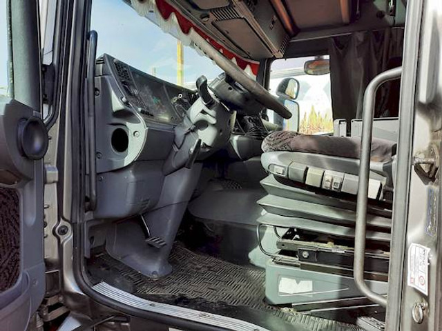 Scania R 114 LB 380 - משאית עם שלדת תא: תמונה 5 Scania R 114 LB 380 - משאית עם שלדת תא: תמונה 5