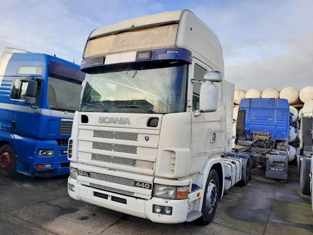 Scania R 124 LA 440 - יחידת טרקטור: תמונה 1 Scania R 124 LA 440 - יחידת טרקטור: תמונה 1