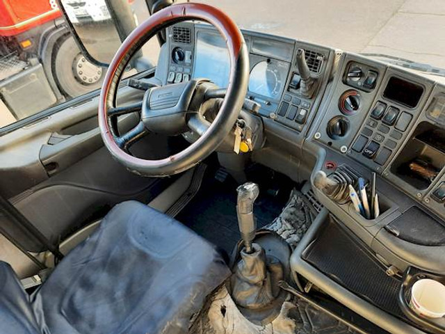 Scania R 124 LA 470 - יחידת טרקטור: תמונה 5 Scania R 124 LA 470 - יחידת טרקטור: תמונה 5