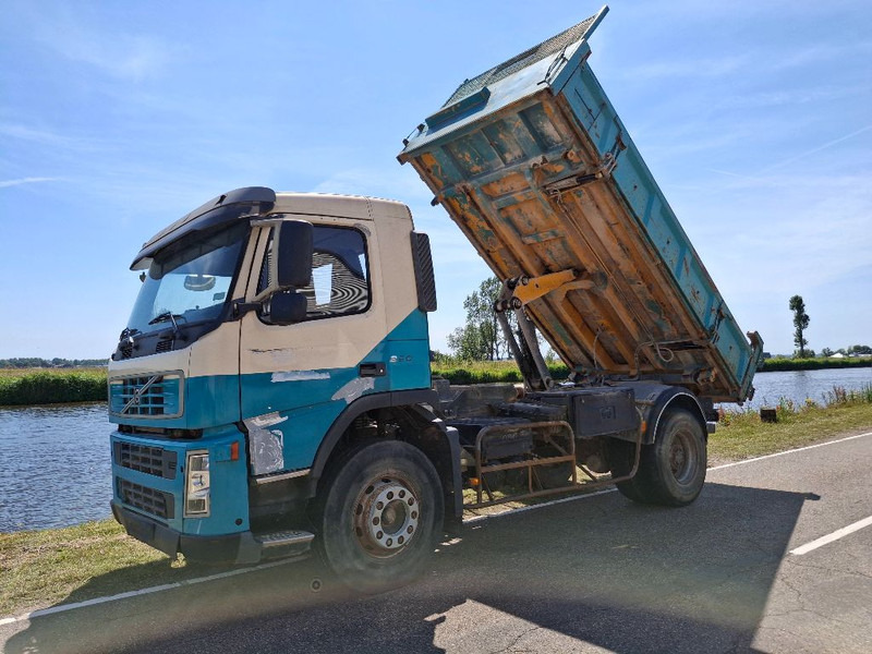 Volvo FM 260 KIPPER MANUAL GEARBOX - מזהיר: תמונה 1 Volvo FM 260 KIPPER MANUAL GEARBOX - מזהיר: תמונה 1