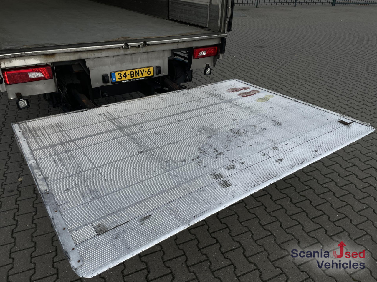 SCANIA P 250 B4x2LA FRIGO -27 TAIL LIFT 1.5T 815X251X244C - משאית קירור: תמונה 4 SCANIA P 250 B4x2LA FRIGO -27 TAIL LIFT 1.5T 815X251X244C - משאית קירור: תמונה 4